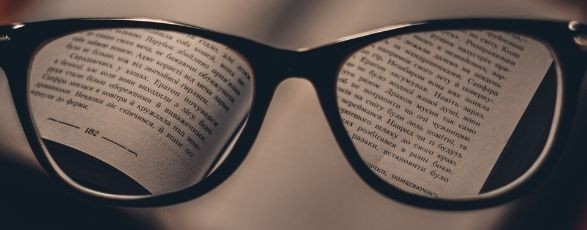 A cosa servono gli occhiali da lettura e quando sono necessari